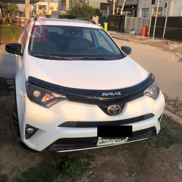 Toyota for sale in Iraq